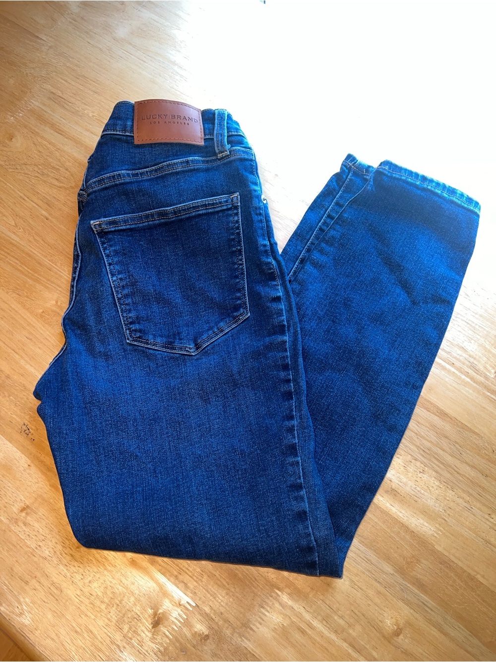 Lucky Brand Dark Blue Ankle Jeans